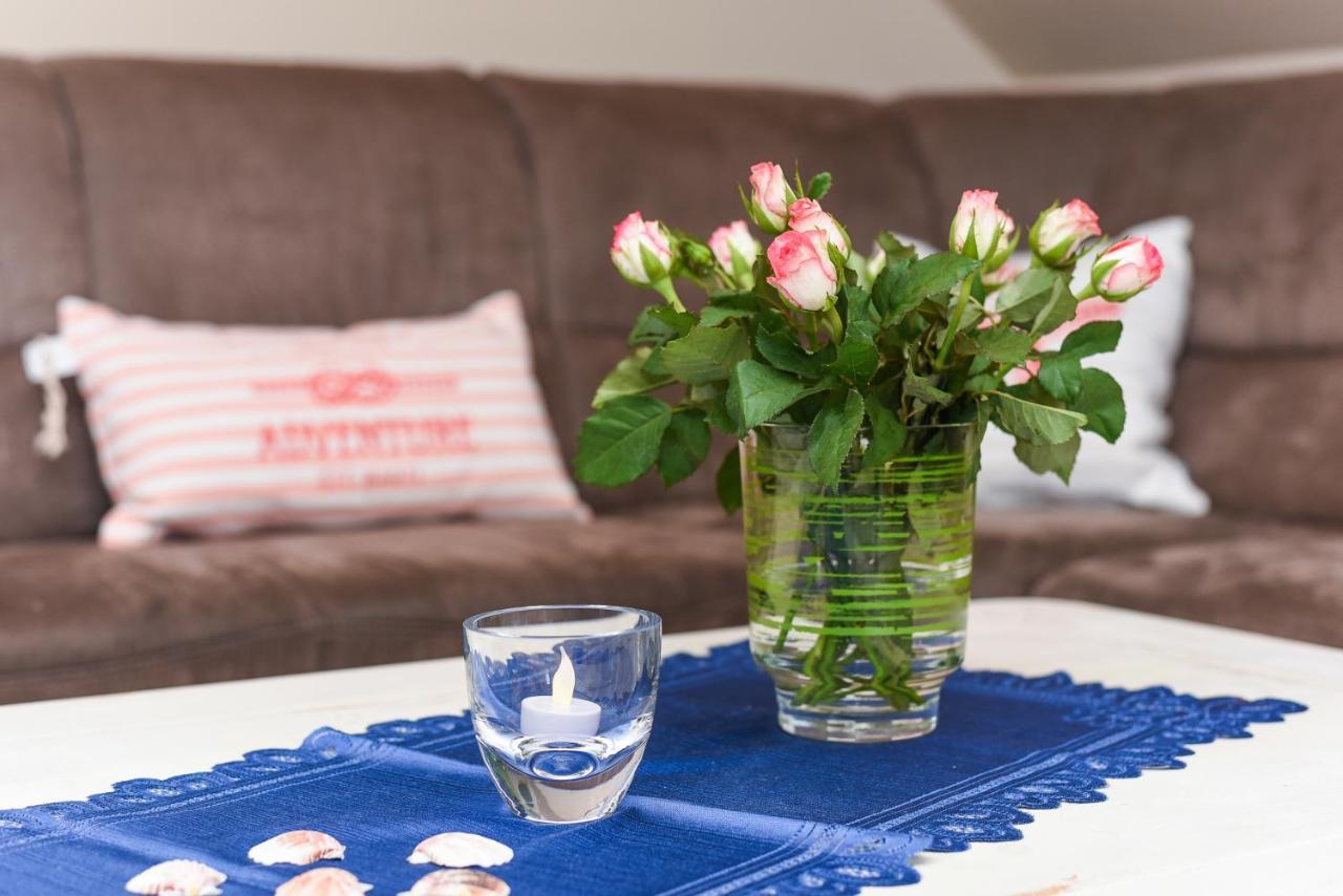 Ferienwohnung Haus Heimathafen Esens Zewnętrze zdjęcie