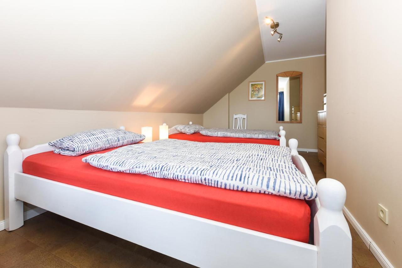 Ferienwohnung Haus Heimathafen Esens Zewnętrze zdjęcie