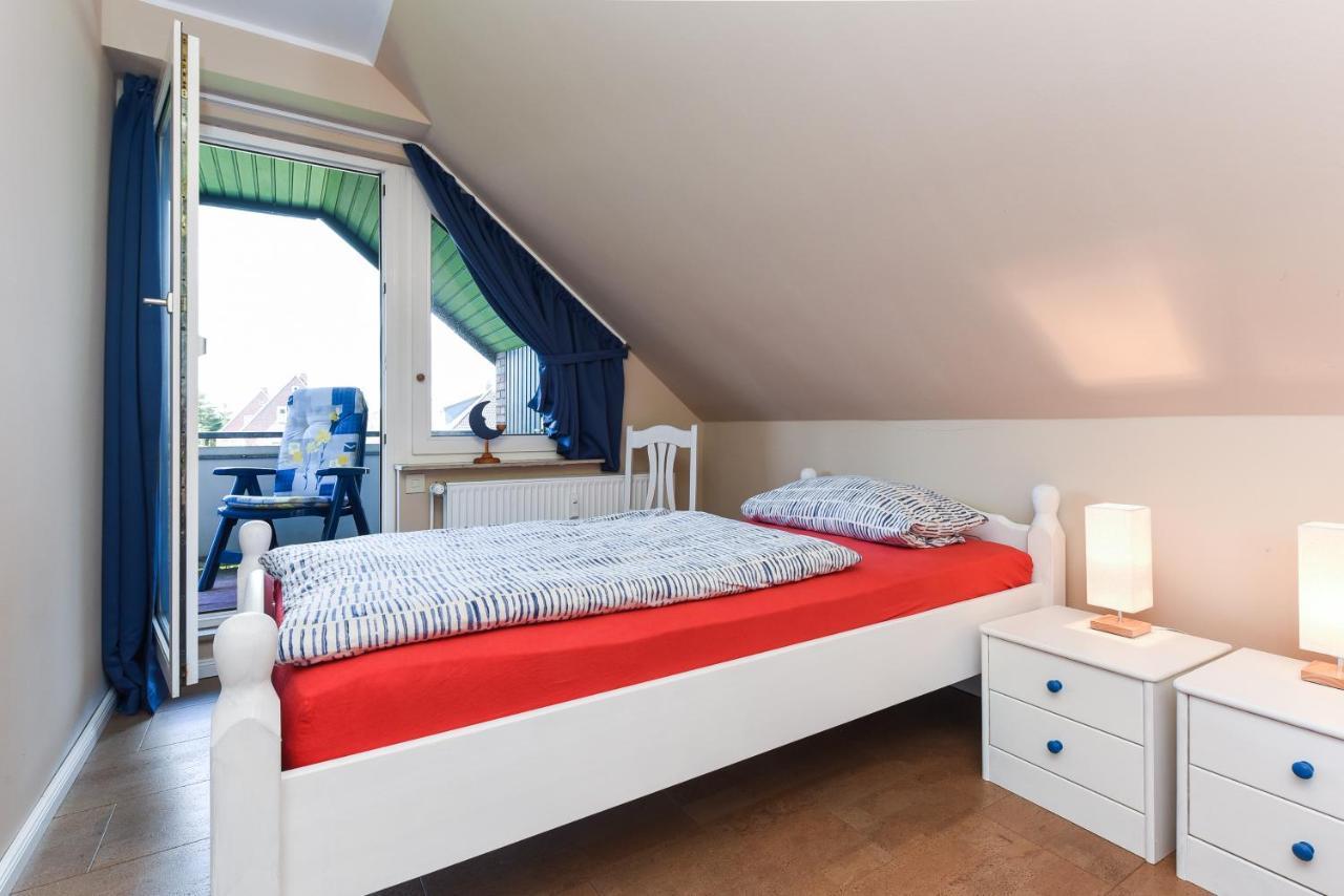 Ferienwohnung Haus Heimathafen Esens Zewnętrze zdjęcie